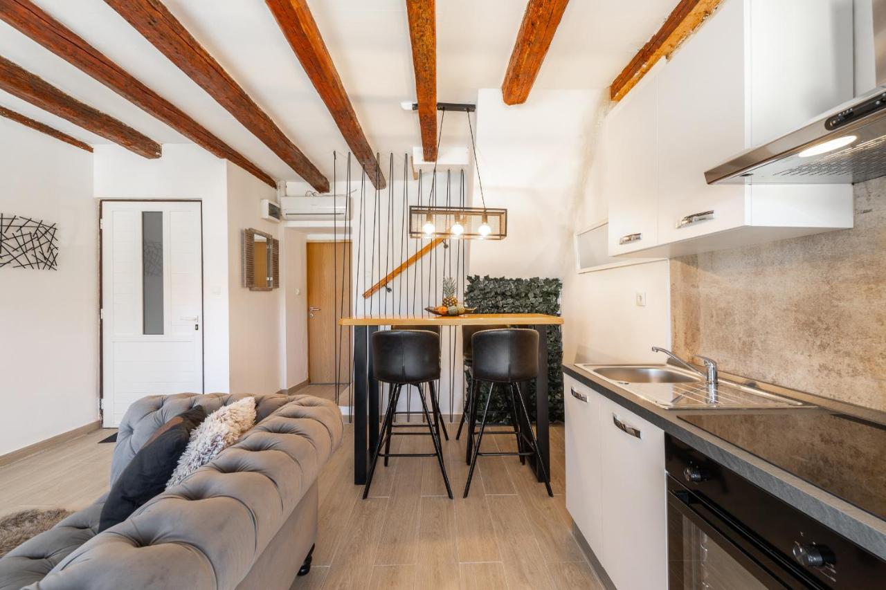 Apartment Toma Vela Luka Ngoại thất bức ảnh